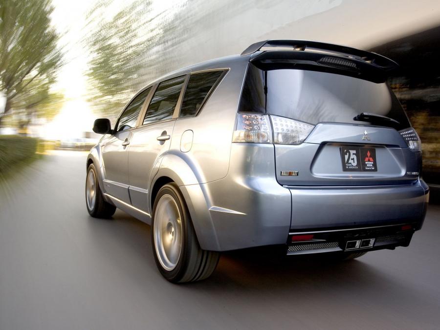  Mitsubishi Outlander Evolander Concept 2006 года  (фото 27 из 27)